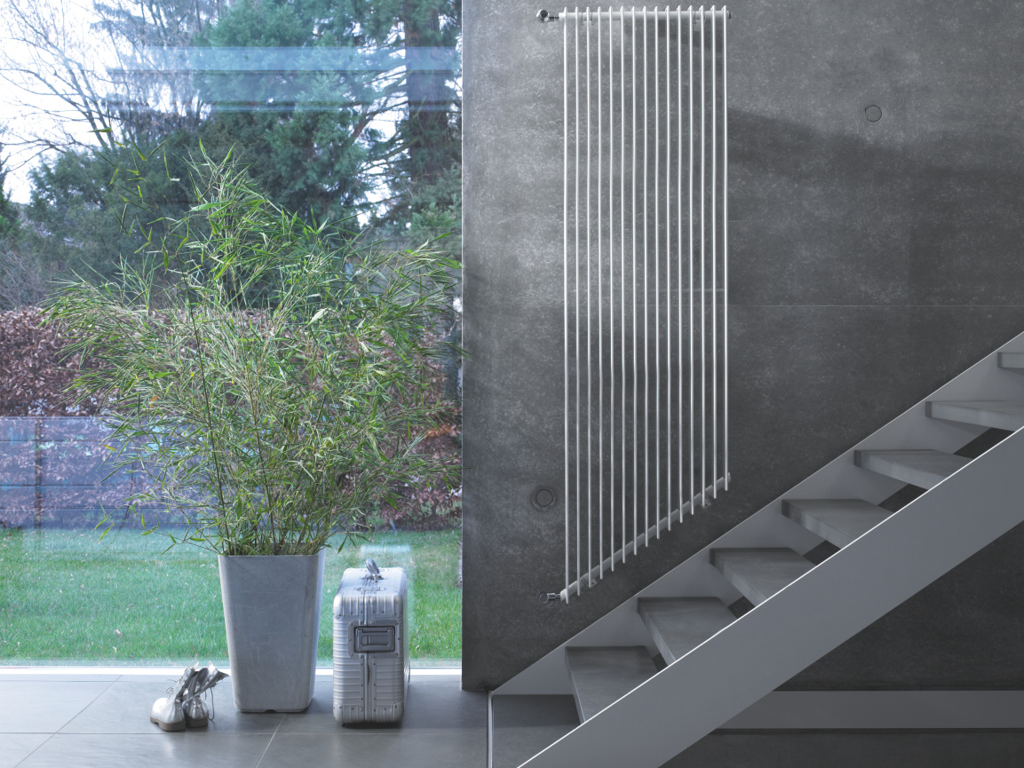 Zehnder_RAD_Excelsior-HY_corridor Rendering Zehnder Excelsior Decorative radiator Front view