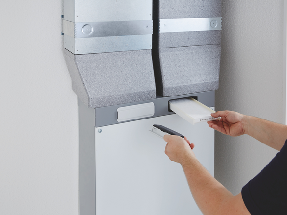 Reference Zehnder ComfoAir 180 Comfortable indoor ventilation Front view