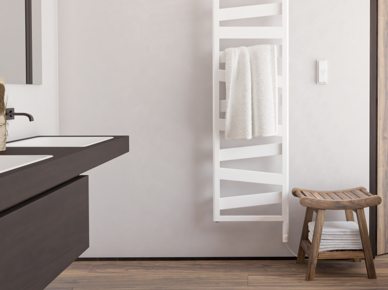 Zehnder_RAD_Ribbon-EL_150-045_IHC_TrafficWhite_bathroom Rendering Zehnder Ribbon Decorative radiator Front view