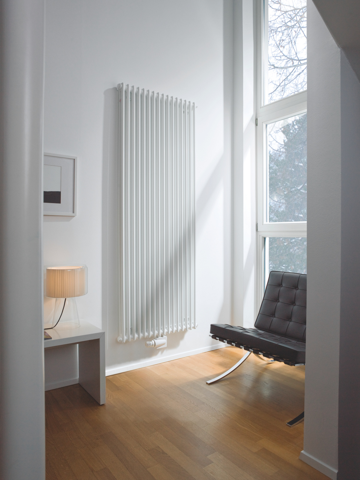 Rendering Zehnder Charleston Decorative radiator Front view