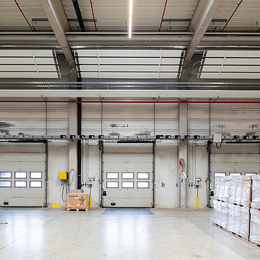 ZIP, radiant ceiling panel, reference, IKEA, Salzgitter, industrial hall, hall, warehouse, production hall